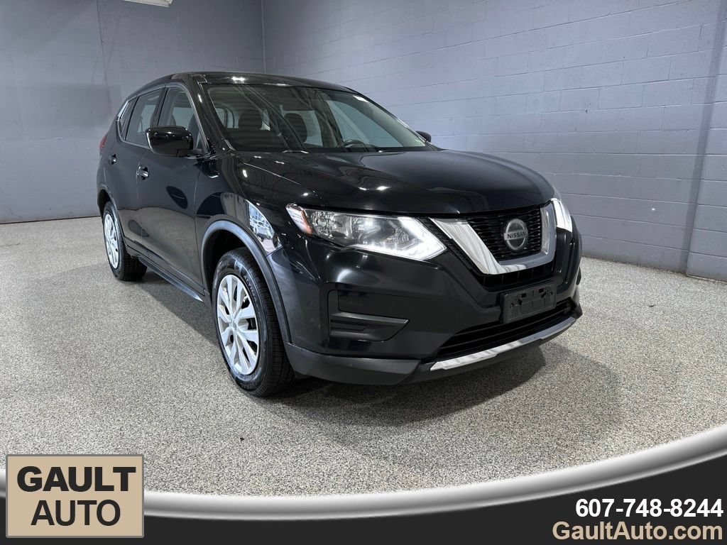 Used 2018 Nissan Rogue S AWD/4WD image 1