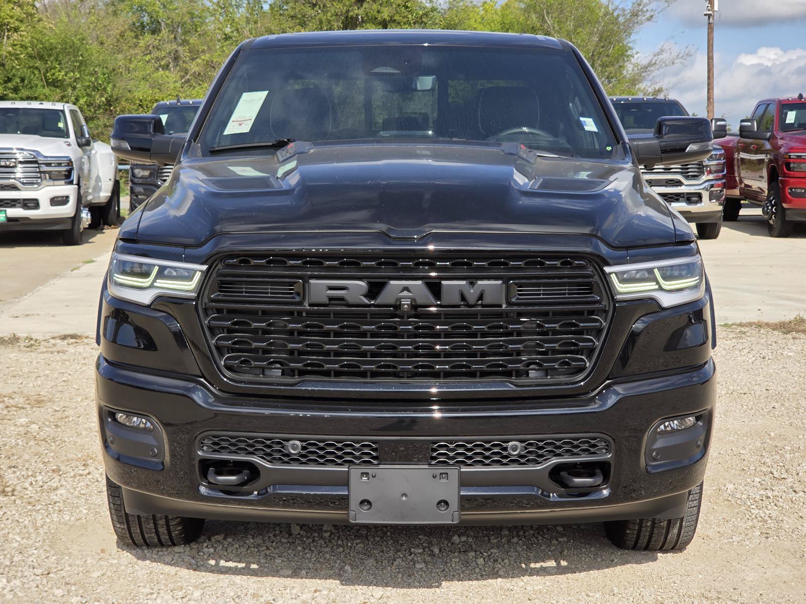 New 2027 RAM 1500 Limited AWD/4WD image 3