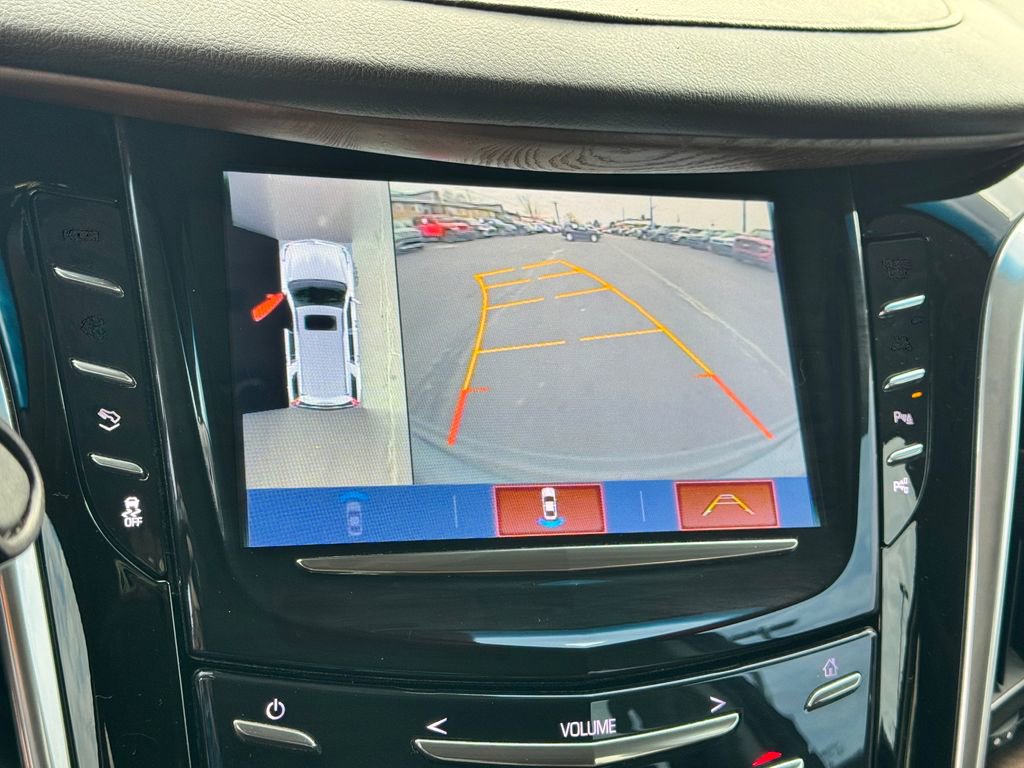Used 2019 Cadillac Escalade Luxury AWD/4WD image 39