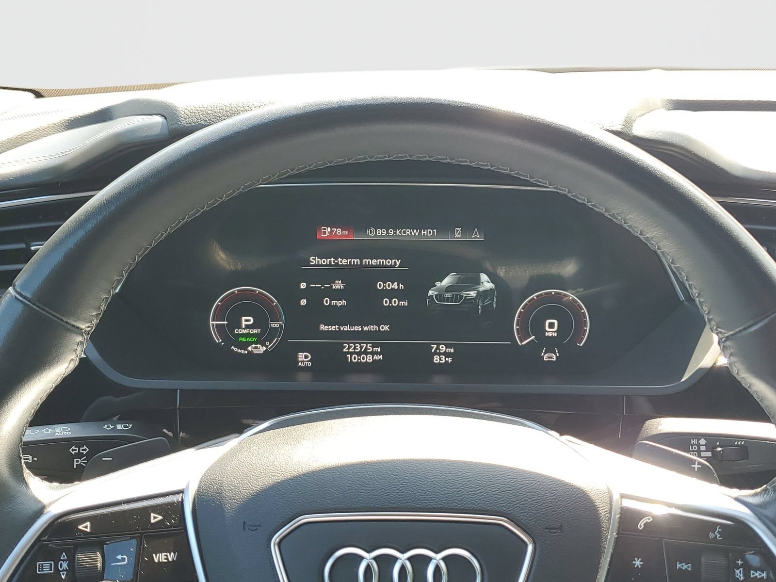 Used 2023 Audi e-tron Prestige w/ Prestige Package AWD/4WD image 32