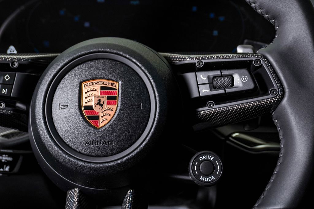 New 2026 Porsche Cayenne Coupe AWD/4WD image 19