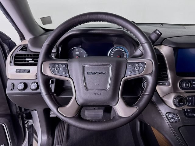Used 2019 GMC Yukon XL Denali AWD/4WD image 12