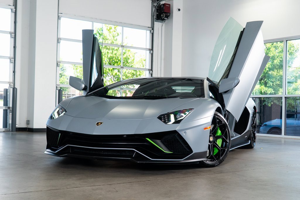 Used 2022 Lamborghini Aventador LP 780-4 Ultimae image 2