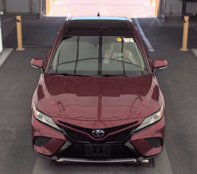 Used 2018 Toyota Camry XSE w/ Driver Assist Package FWD image 3
