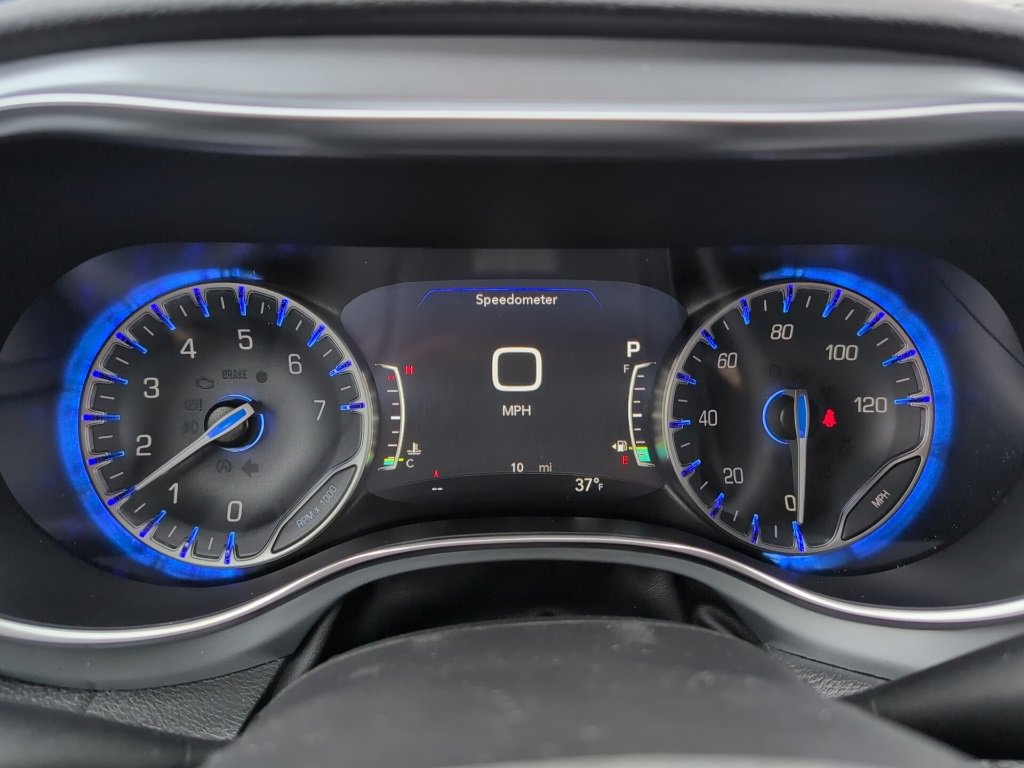 New 2026 Chrysler Pacifica Limited image 32