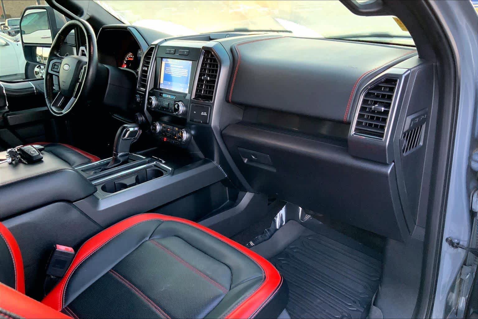 Used 2019 Ford F150 Lariat w/ Equipment Group 502A Luxury AWD/4WD image 18