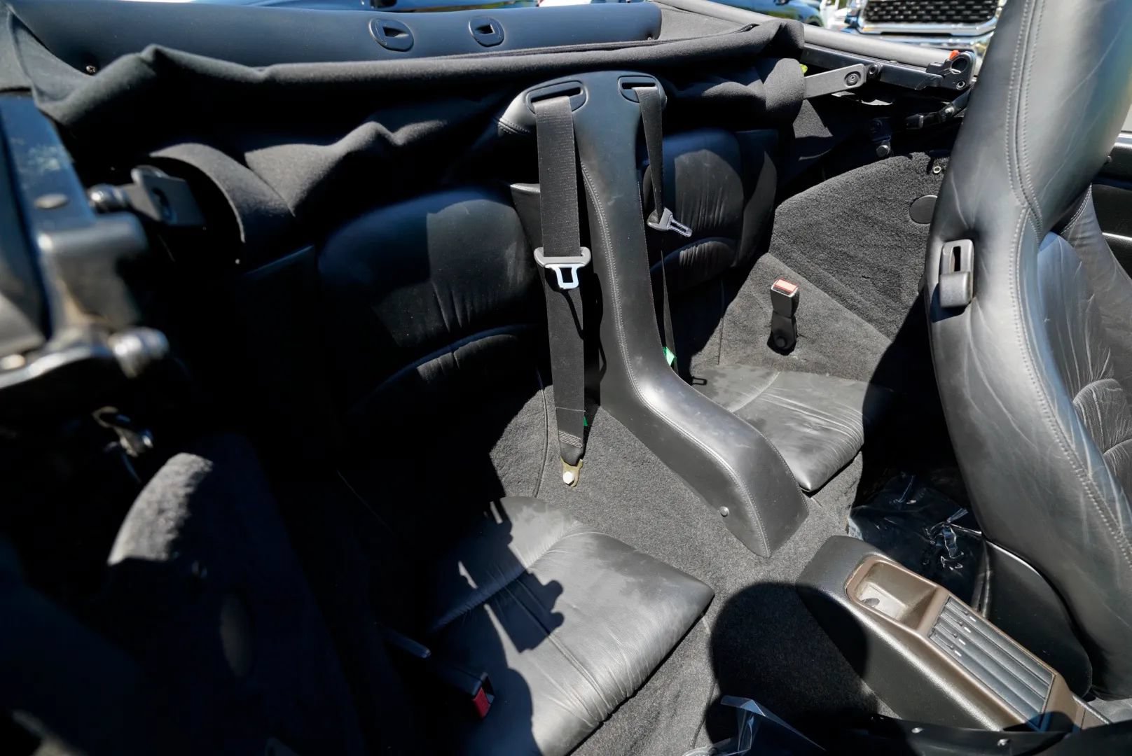 Used 1997 Porsche 911 Carrera RWD image 39