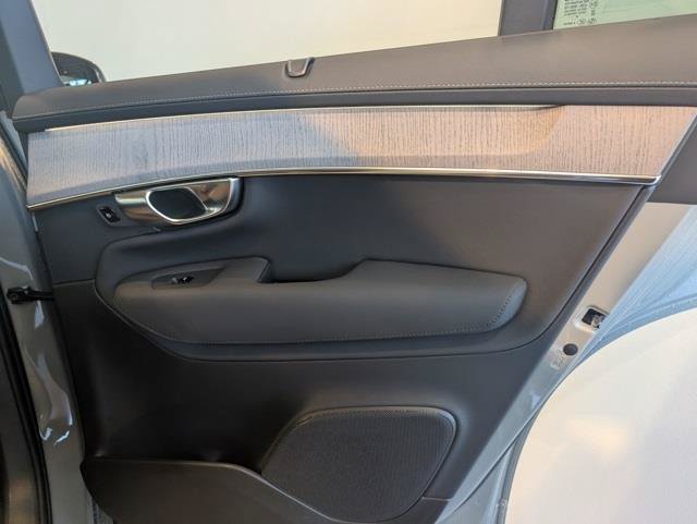 New 2026 Volvo XC90 B6 Ultra w/ Protection Package AWD/4WD image 27