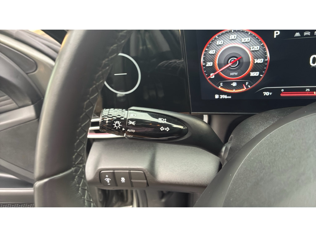 Used 2025 Hyundai Elantra SEL FWD image 22