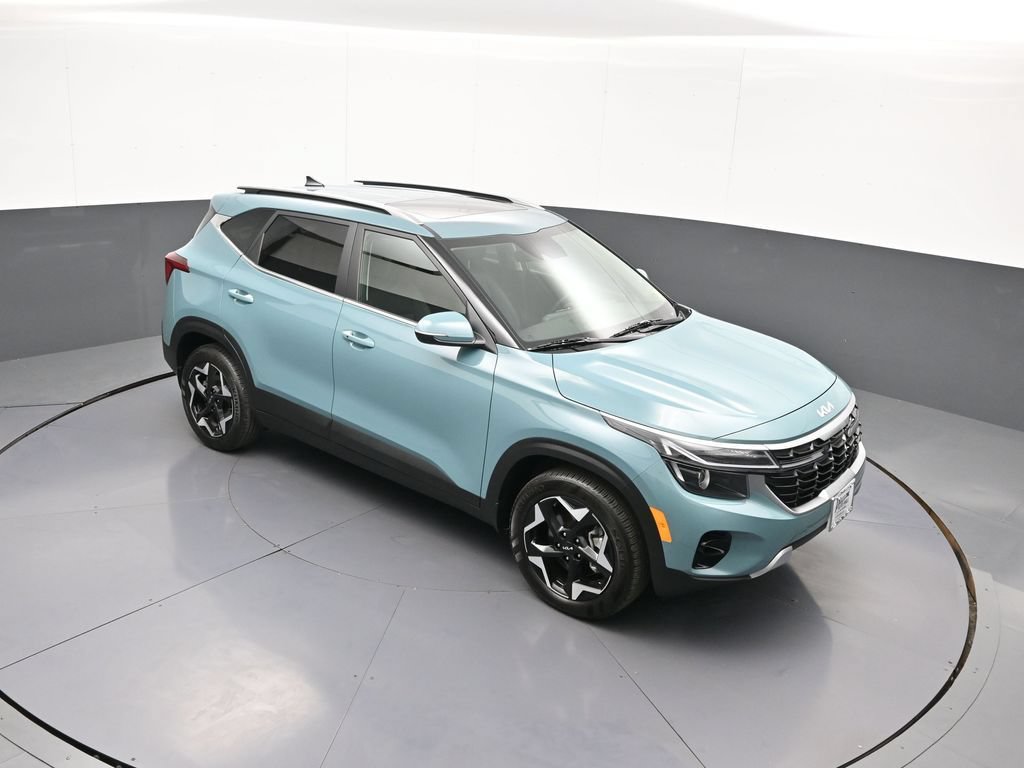 Certified 2025 Kia Seltos EX w/ EX Sunroof Package AWD/4WD image 37
