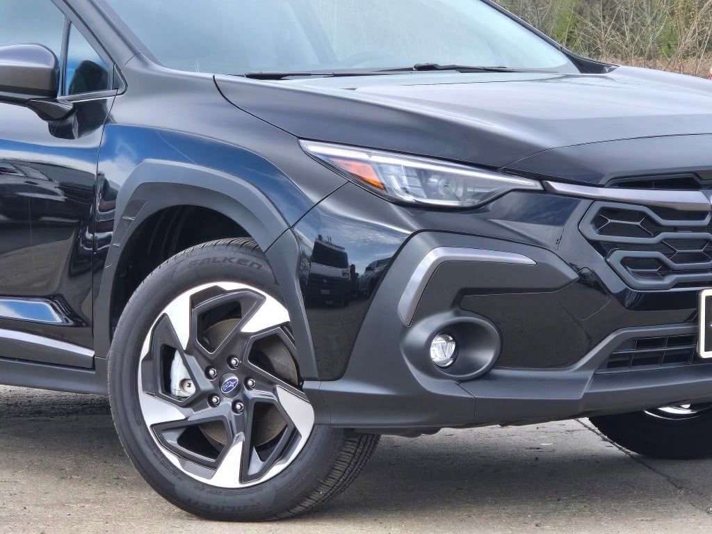Certified 2025 Subaru Crosstrek 2.5i Limited AWD/4WD image 2