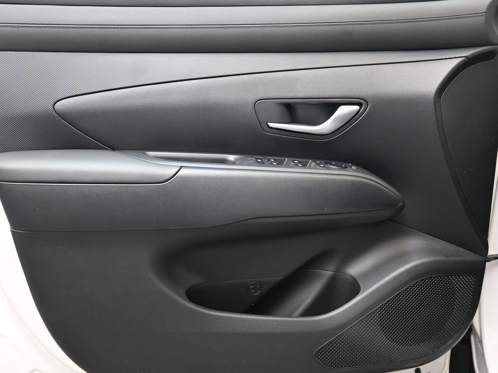 New 2026 Hyundai Tucson Blue SE image 23