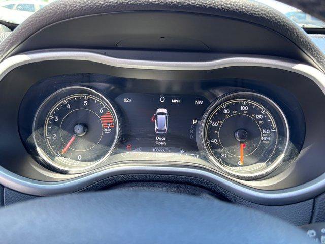 Used 2018 Jeep Cherokee Limited FWD image 24
