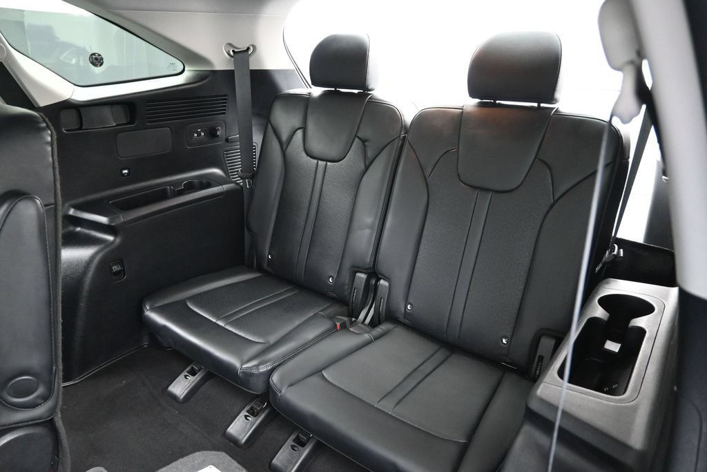 Used 2023 Kia Sorento EX AWD/4WD image 16