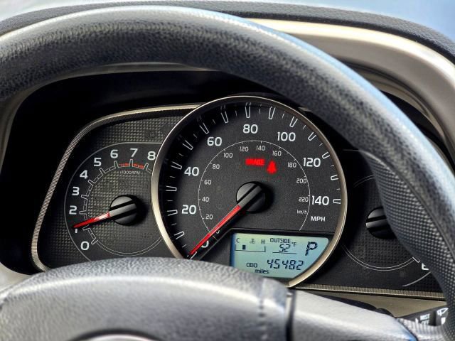 Used 2015 Toyota RAV4 XLE AWD/4WD image 14