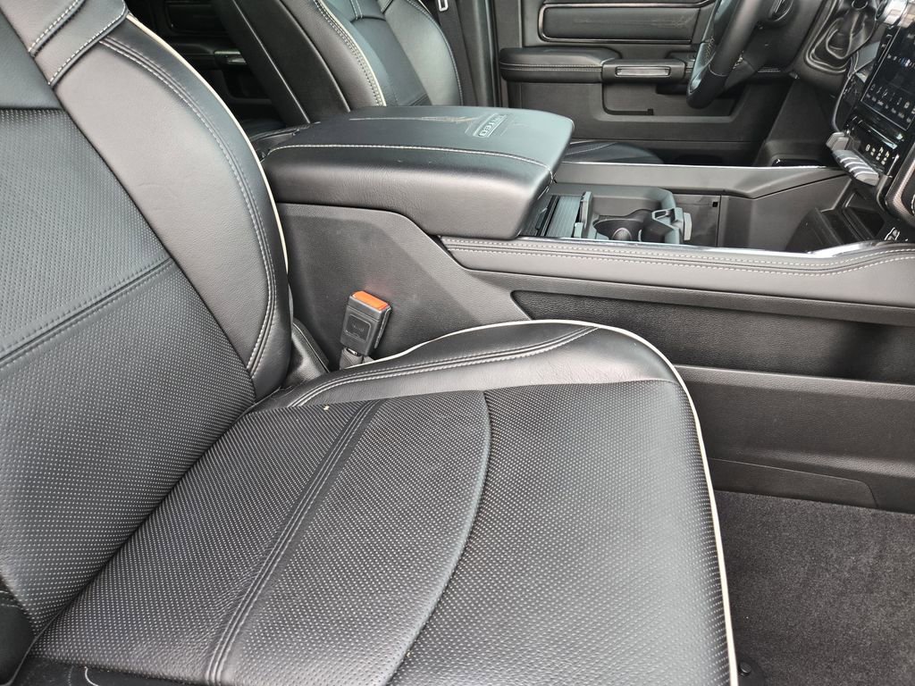 Used 2024 RAM 2500 Limited image 19