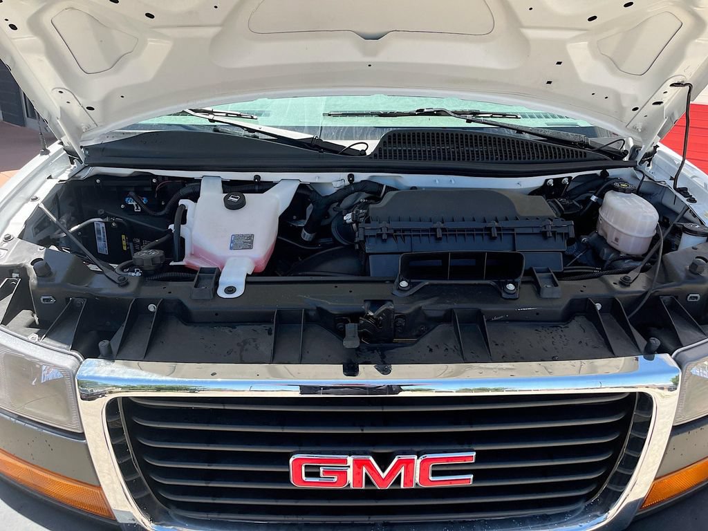 Used 2025 GMC Savana 2500 w/ Driver Convenience Package RWD image 26