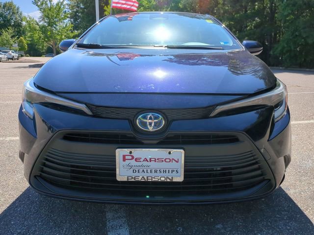 Used 2024 Toyota Corolla LE AWD/4WD image 9