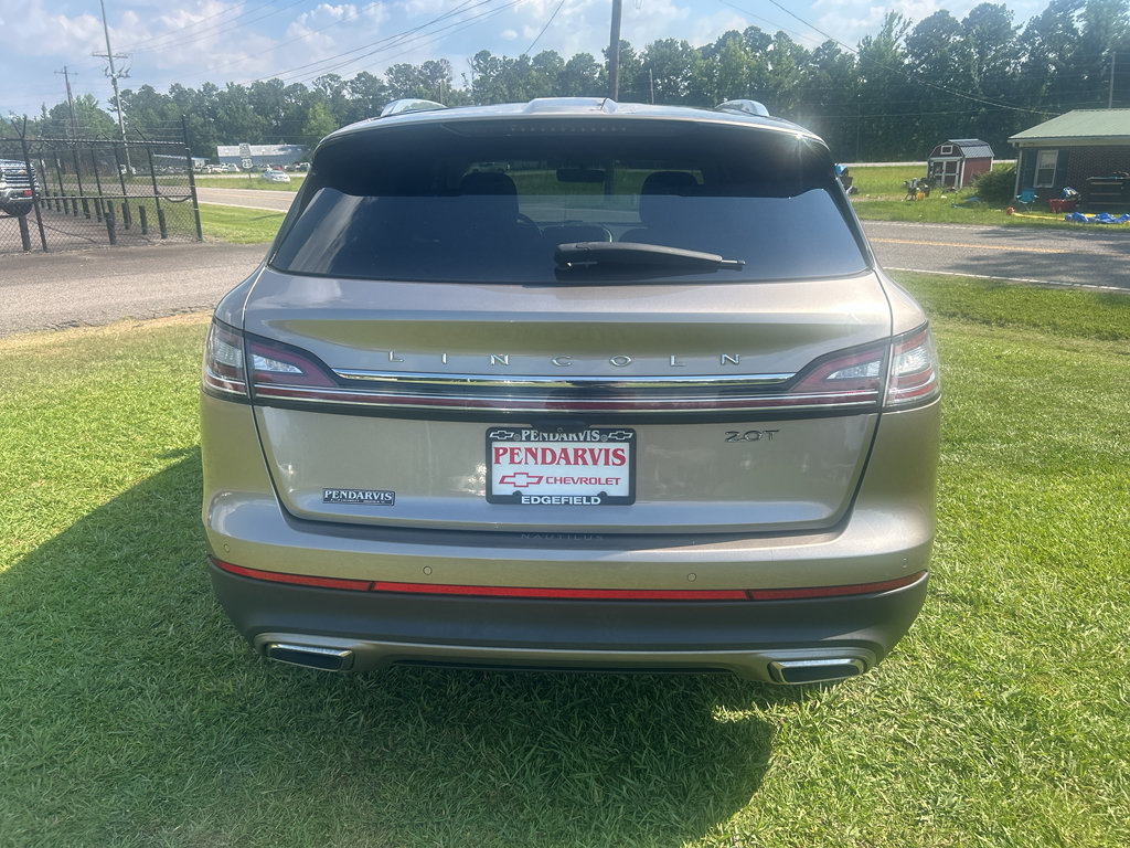 Used 2020 Lincoln Nautilus Reserve w/ Equipment Group 201A FWD image 10