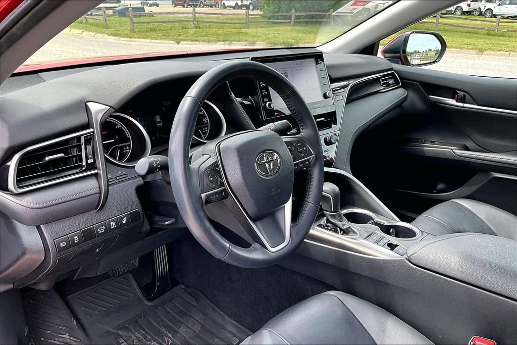Used 2023 Toyota Camry XLE w/ Cold Weather Package FWD image 12