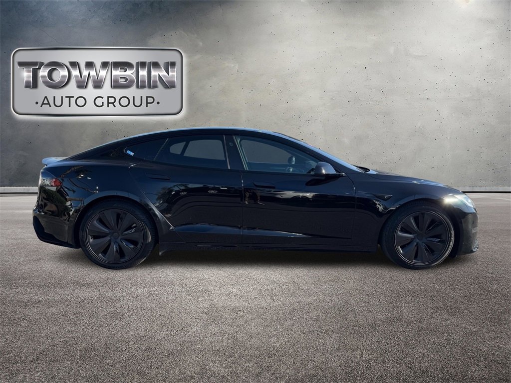 Used 2021 Tesla Model S Plaid image 3