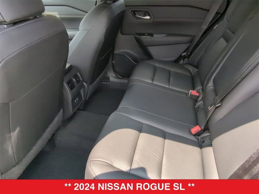 Certified 2024 Nissan Rogue SL image 25