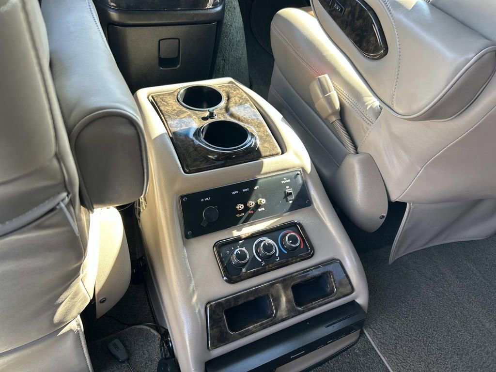 Used 2014 GMC Savana 1500 image 23