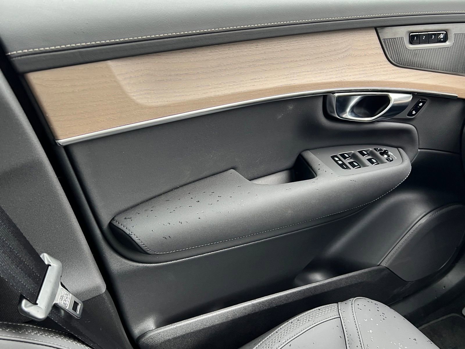New 2026 Volvo XC90 T8 Plus image 33