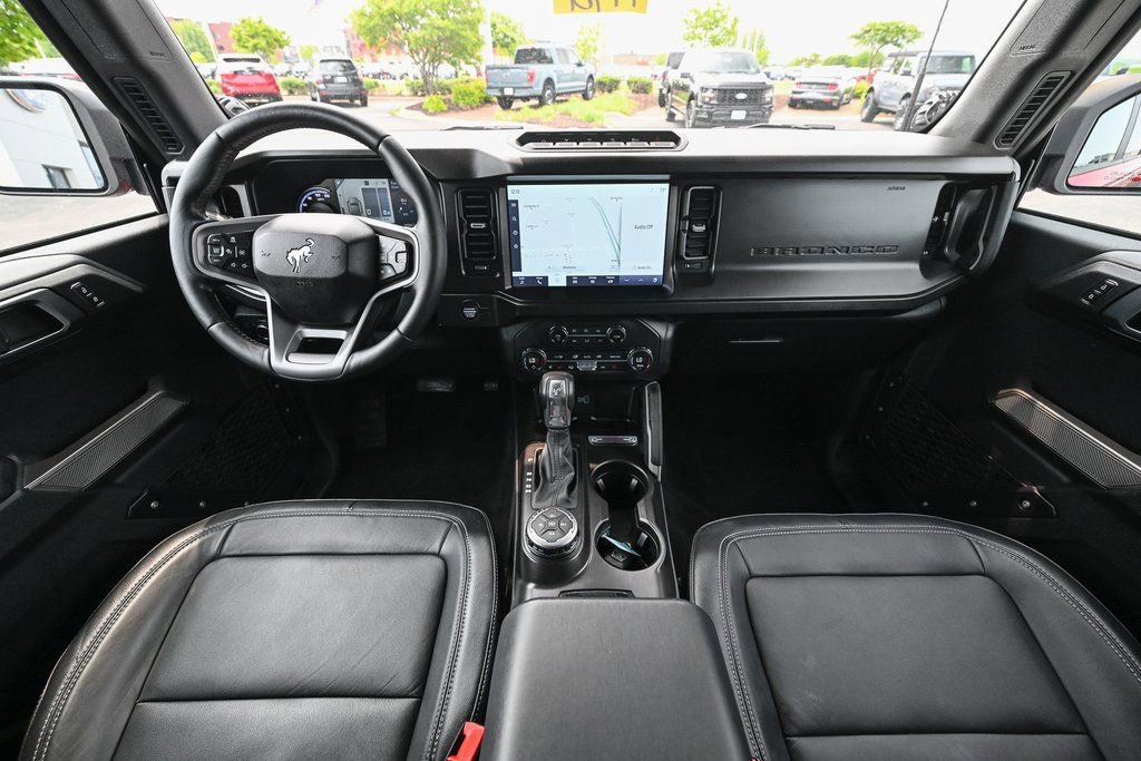 Used 2021 Ford Bronco First Edition image 3