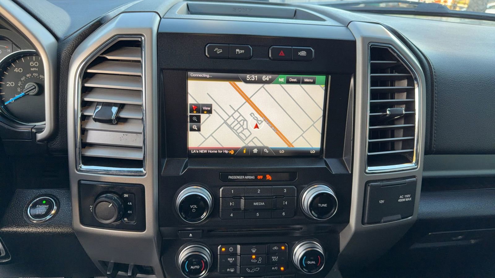 Used 2015 Ford F150 Lariat w/ Equipment Group 502A Luxury AWD/4WD image 23