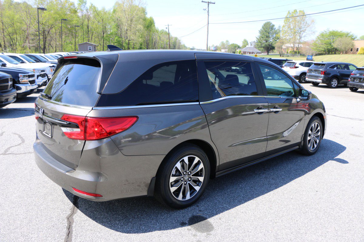 Used 2023 Honda Odyssey EX-L image 8