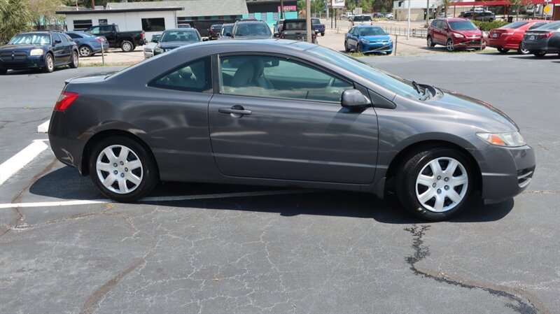 Used 2009 Honda Civic LX image 4