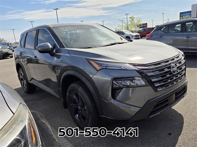 Used 2026 Nissan Rogue SV w/ Cold Weather Package image 3