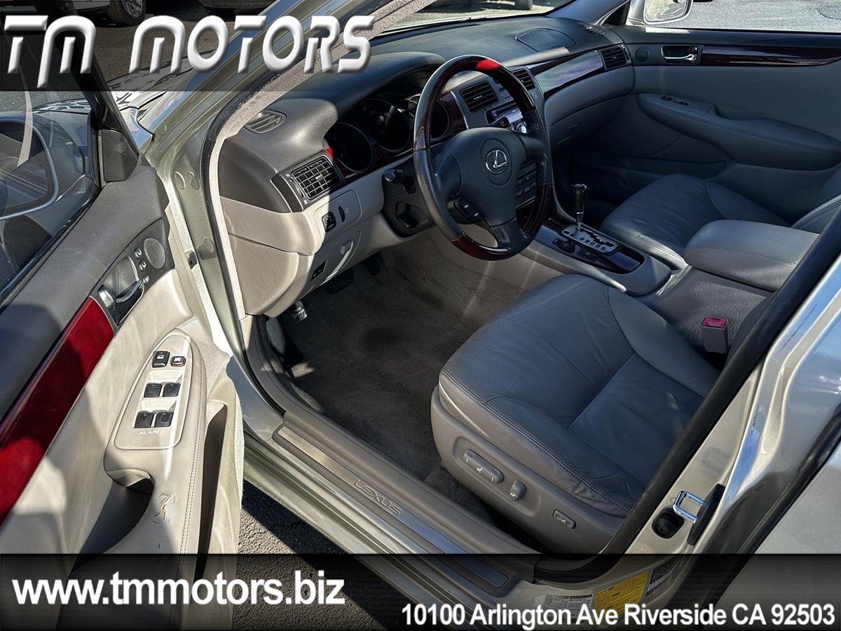 Used 2004 Lexus ES 330 image 6