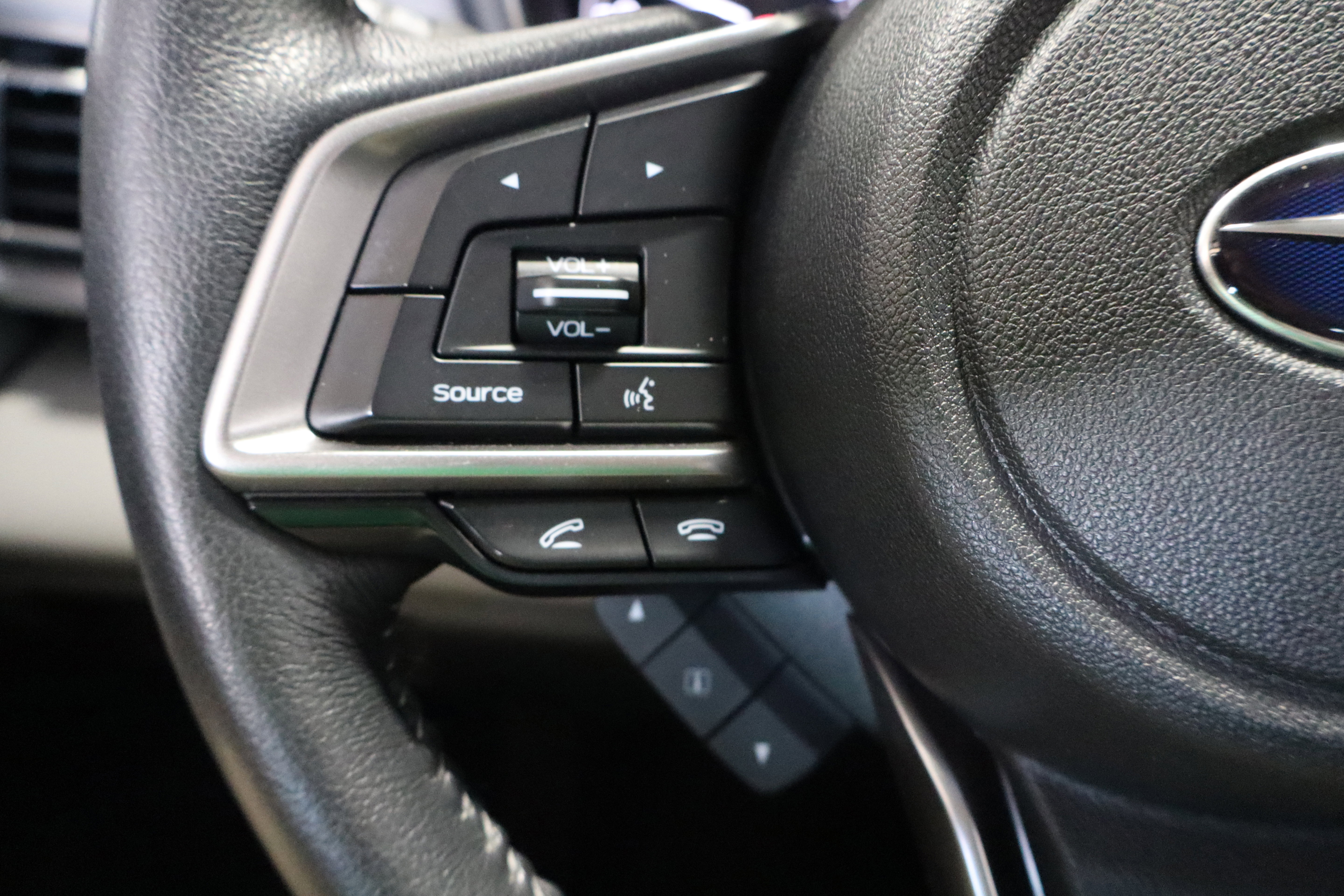 Used 2022 Subaru Legacy Limited image 16