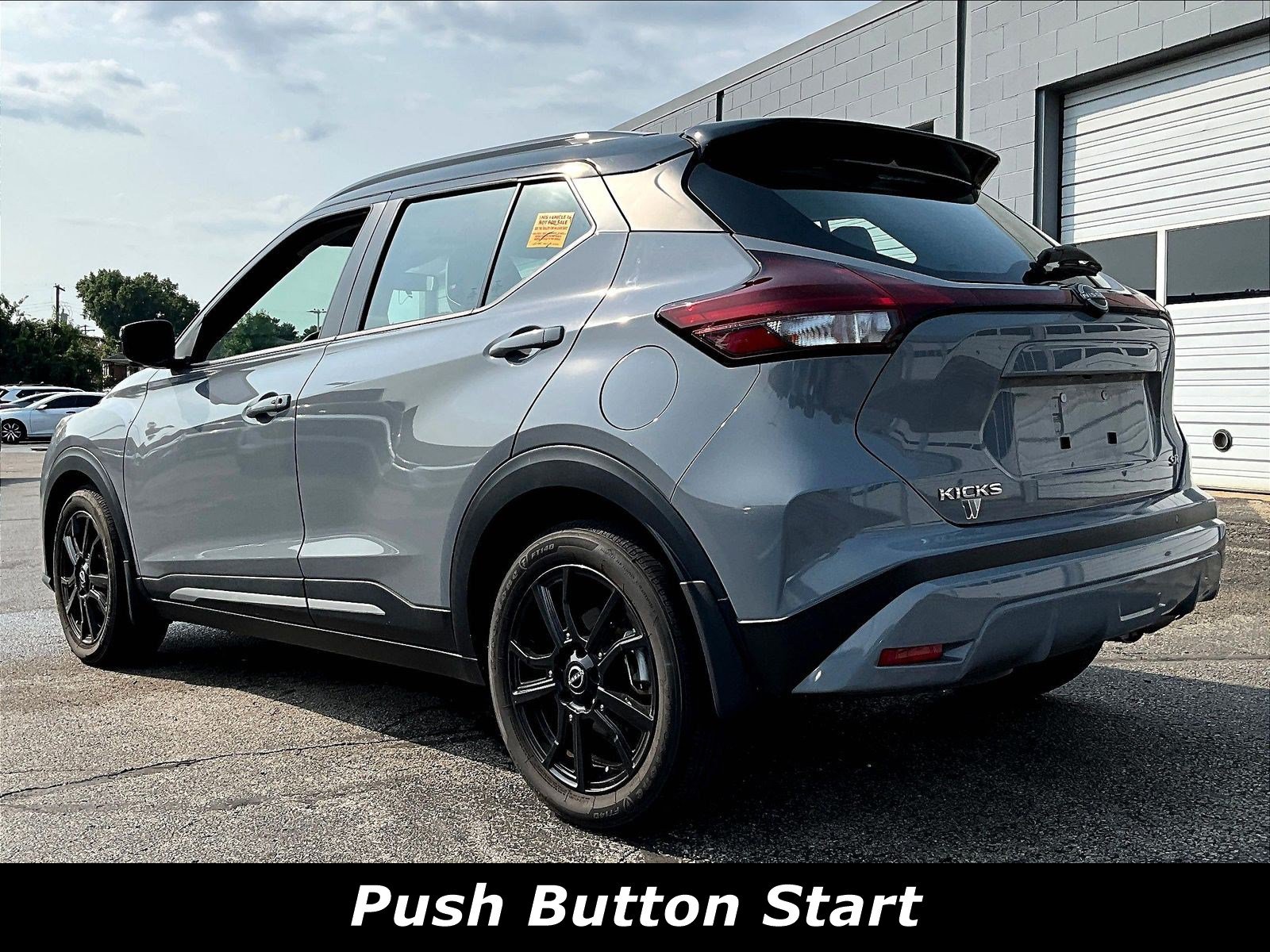 Certified 2023 Nissan Kicks SR w/ SR Premium Package FWD image 3