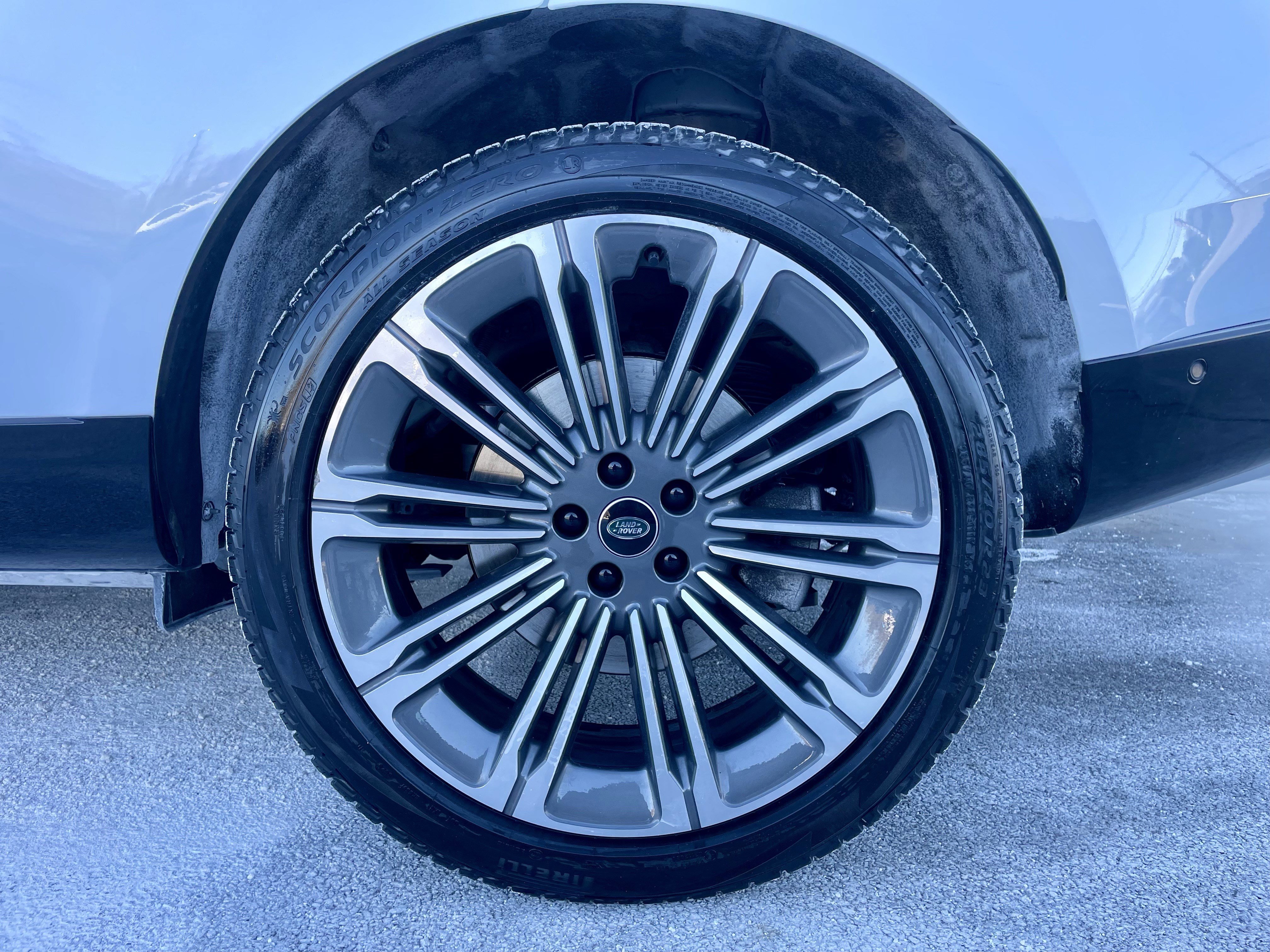 Certified 2024 Land Rover Range Rover Long Wheelbase SE image 10