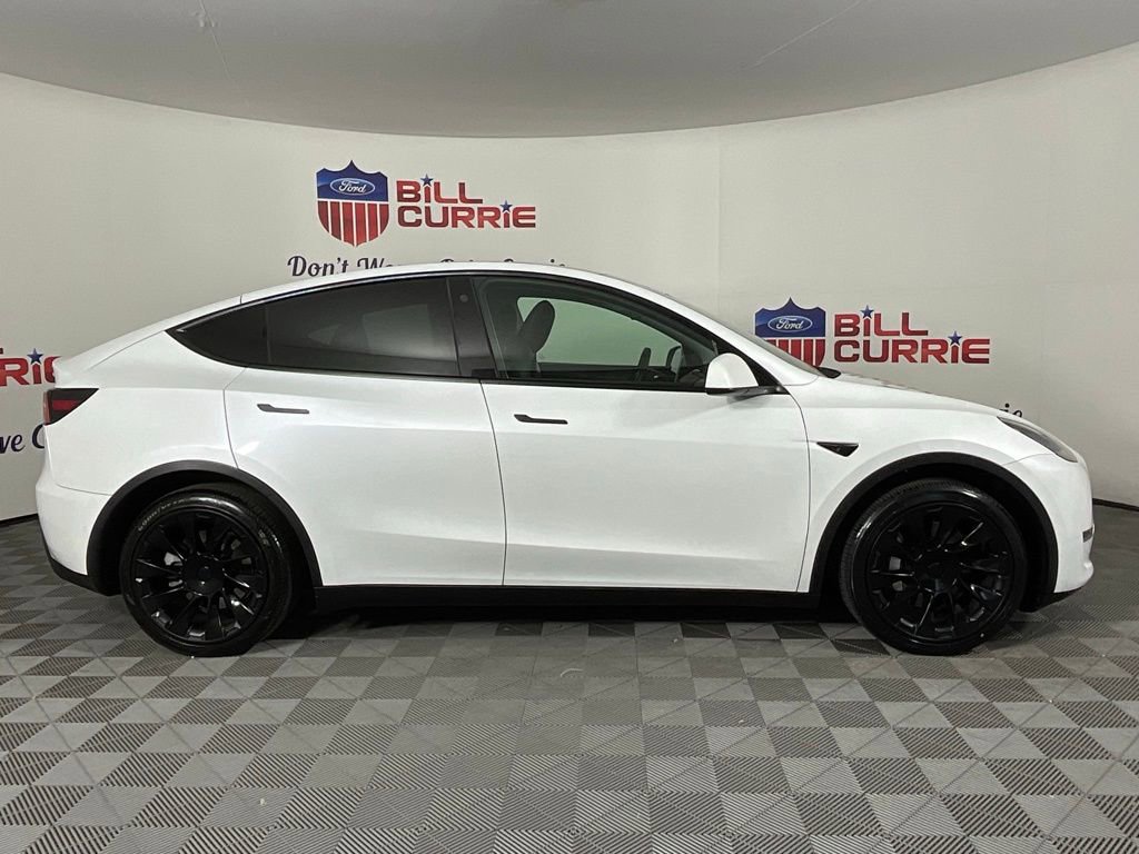 Used 2021 Tesla Model Y Long Range image 2