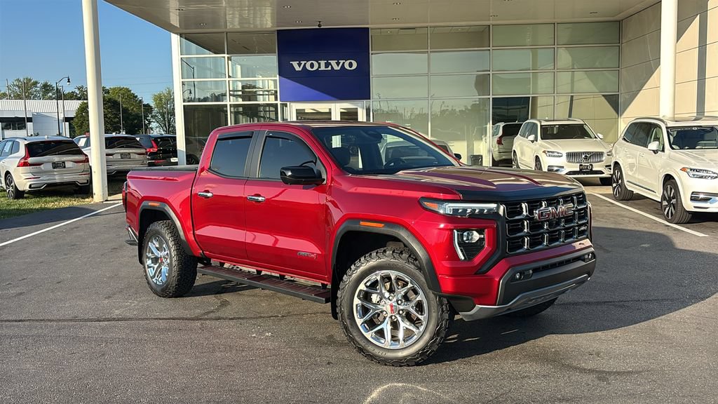 Used 2024 GMC Canyon AT4 w/ Technology Package AWD/4WD image 2