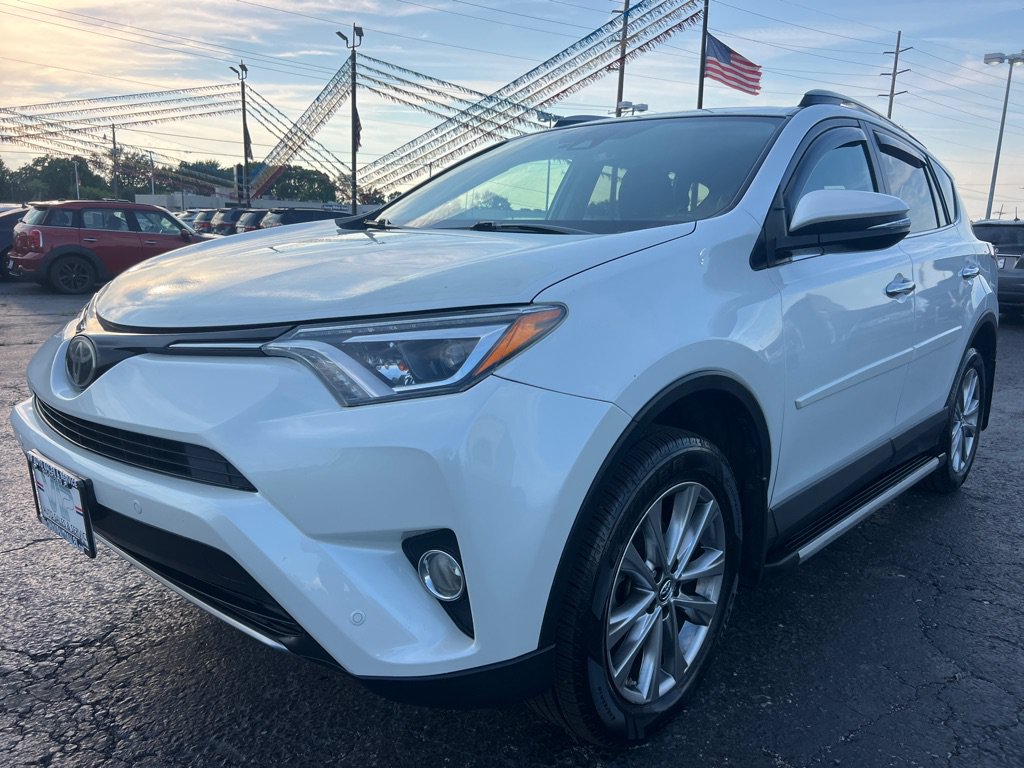 Used 2017 Toyota RAV4 Limited AWD/4WD image 3