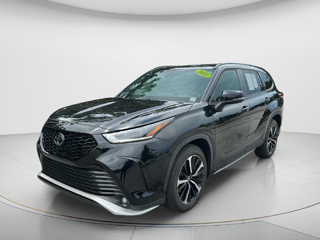 Used 2022 Toyota Highlander XSE