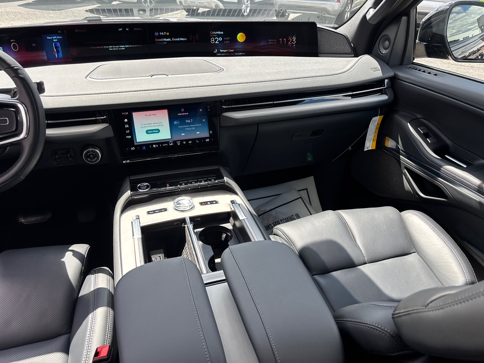New 2026 Lincoln Navigator L Reserve w/ Jet Appearance Package AWD/4WD image 31