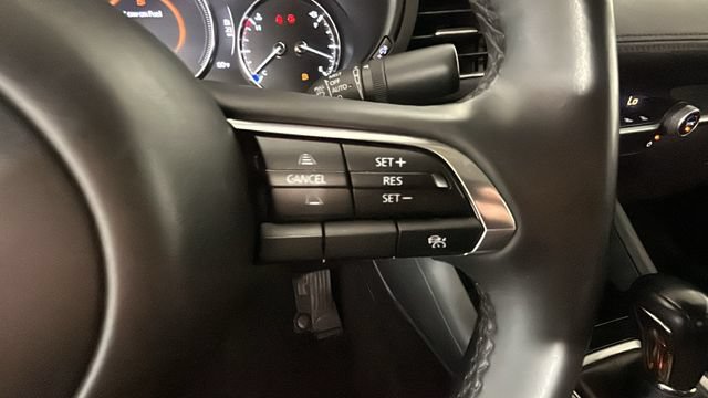 Used 2024 MAZDA MAZDA3 s FWD image 16