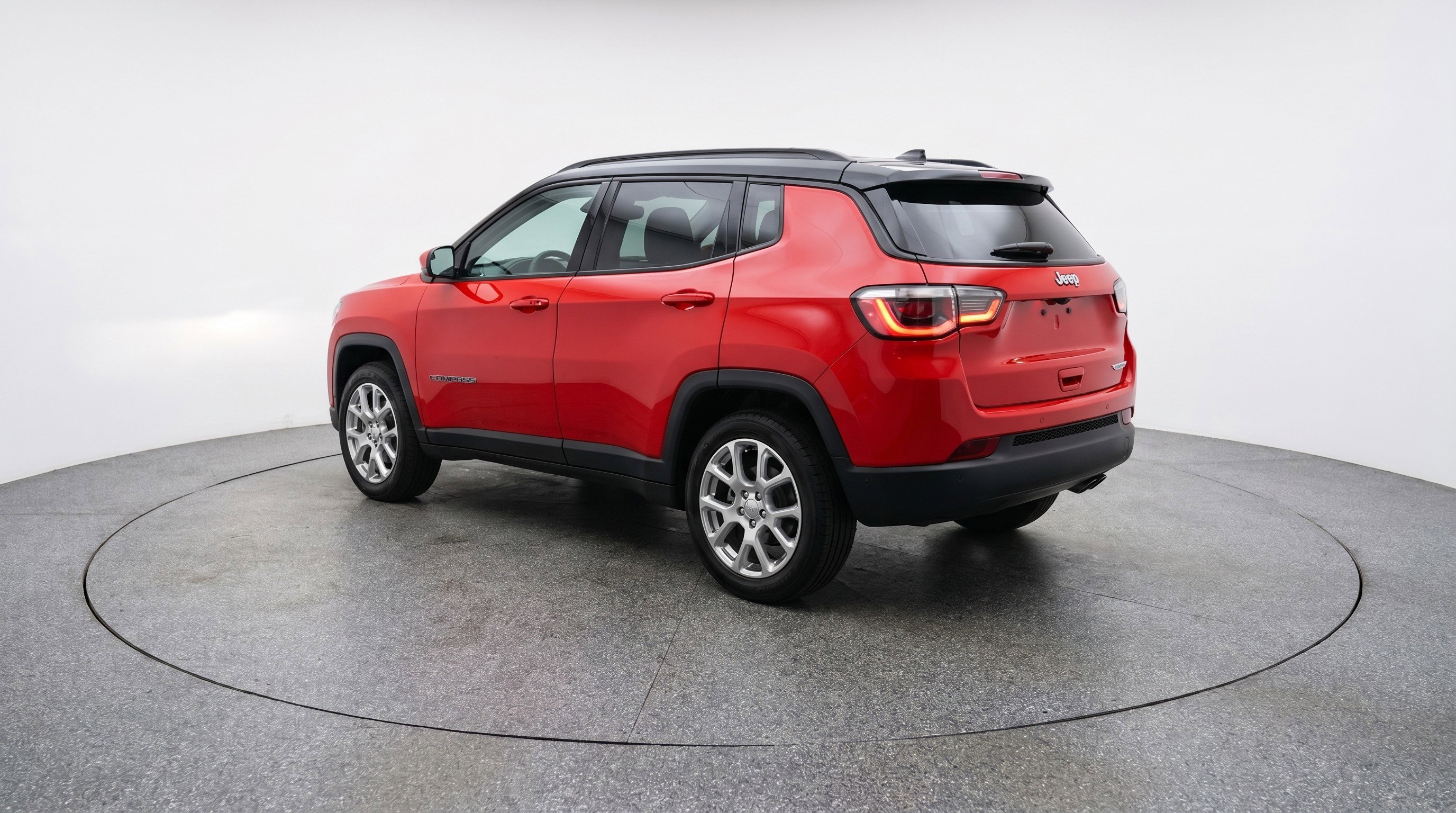 Used 2025 Jeep Compass Limited AWD/4WD image 6