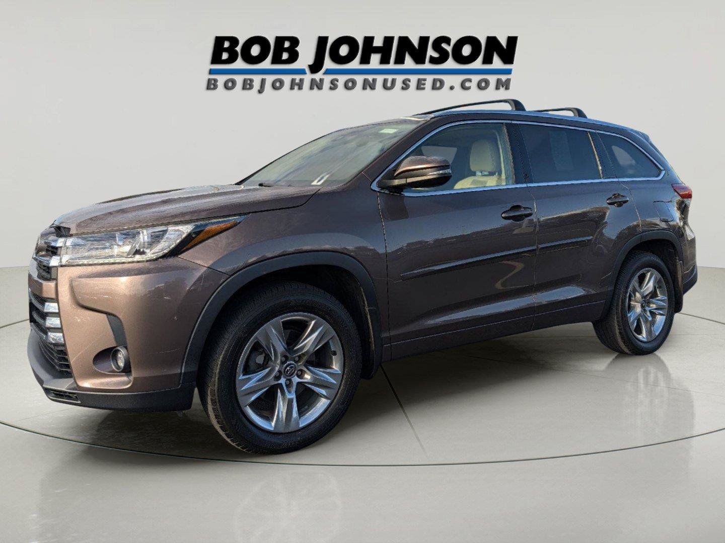 Used 2019 Toyota Highlander Limited AWD/4WD image 3