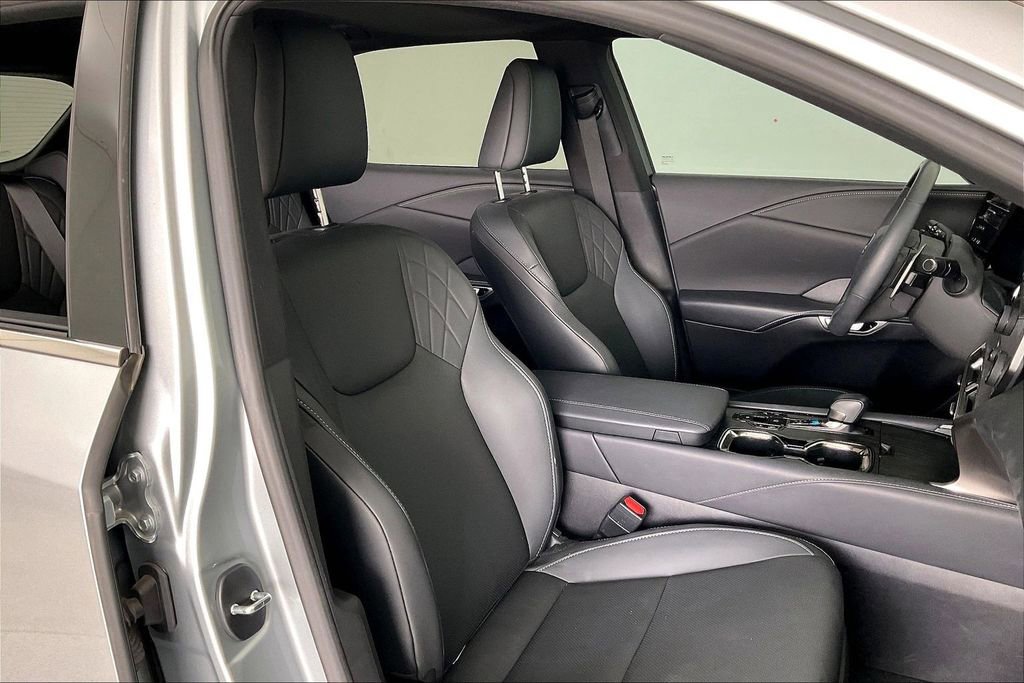 Used 2025 Lexus RX 350 AWD image 10