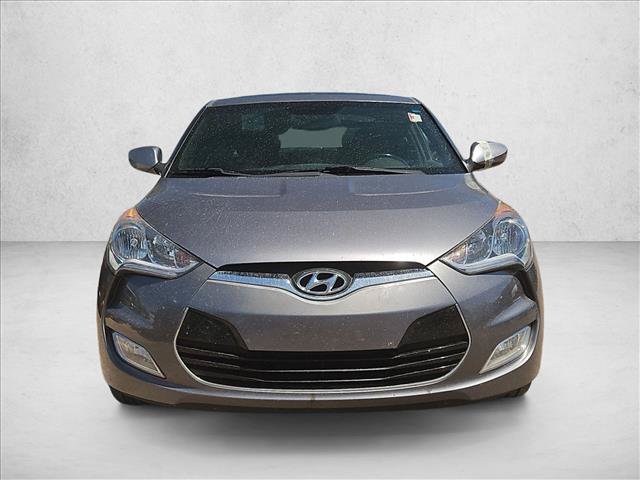 Used 2016 Hyundai Veloster w/ Option Group 02 FWD image 2