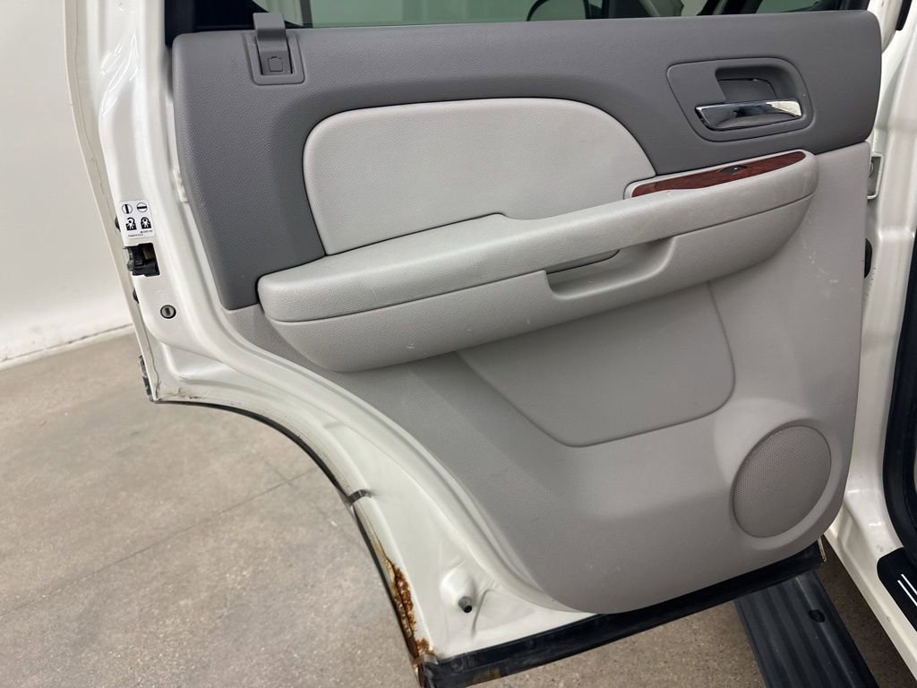 Used 2008 Chevrolet Tahoe LTZ w/ LTZ Preferred Equipment Group image 30