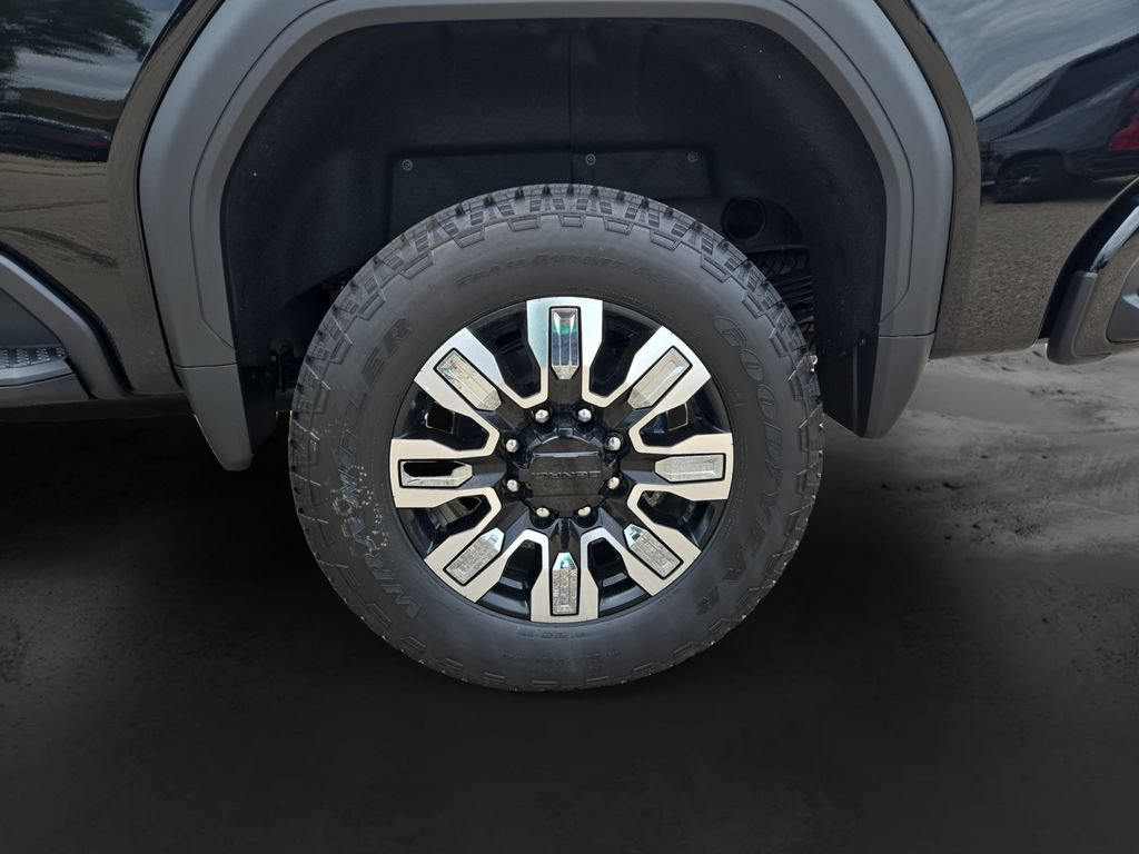 New 2026 GMC Sierra 2500 Denali w/ Denali Reserve Package AWD/4WD image 13