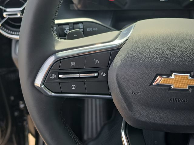 New 2026 Chevrolet Equinox LT w/ Safety and Technology Package FWD image 17